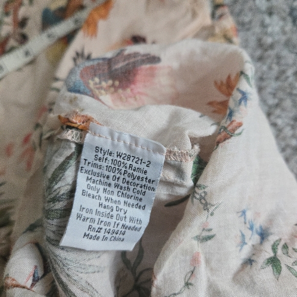 Johnny Was Workshop | Puff Sleeve Embroidered Effortless Desert Print Tunic Top - Picture 5 of 6